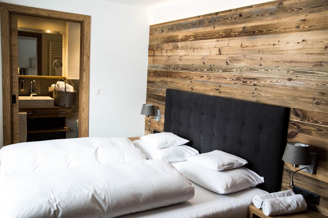 הרוואלד Der Gruene Baum Mountain Boutique Hotel מראה חיצוני תמונה