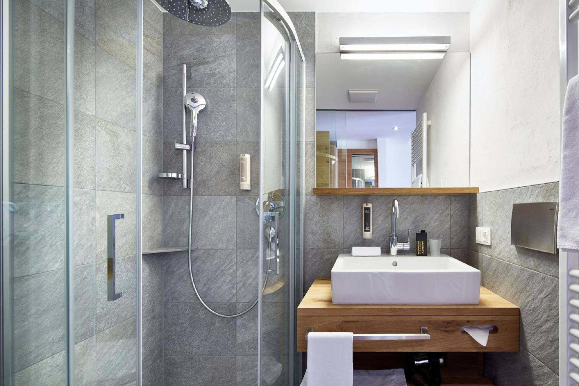 הרוואלד Der Gruene Baum Mountain Boutique Hotel מראה חיצוני תמונה