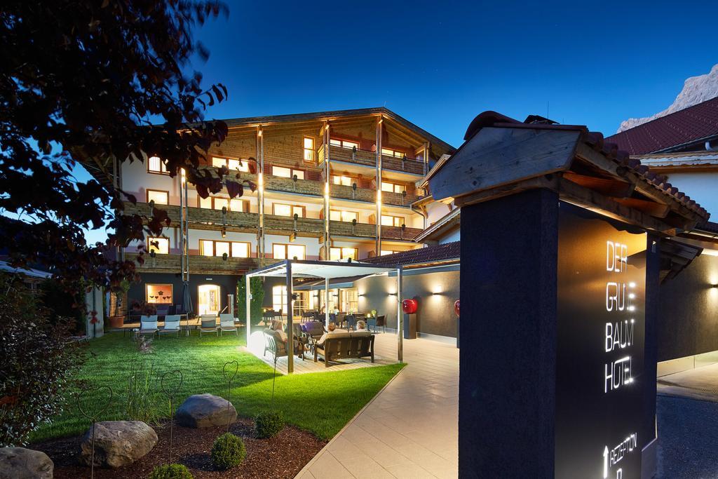 הרוואלד Der Gruene Baum Mountain Boutique Hotel מראה חיצוני תמונה